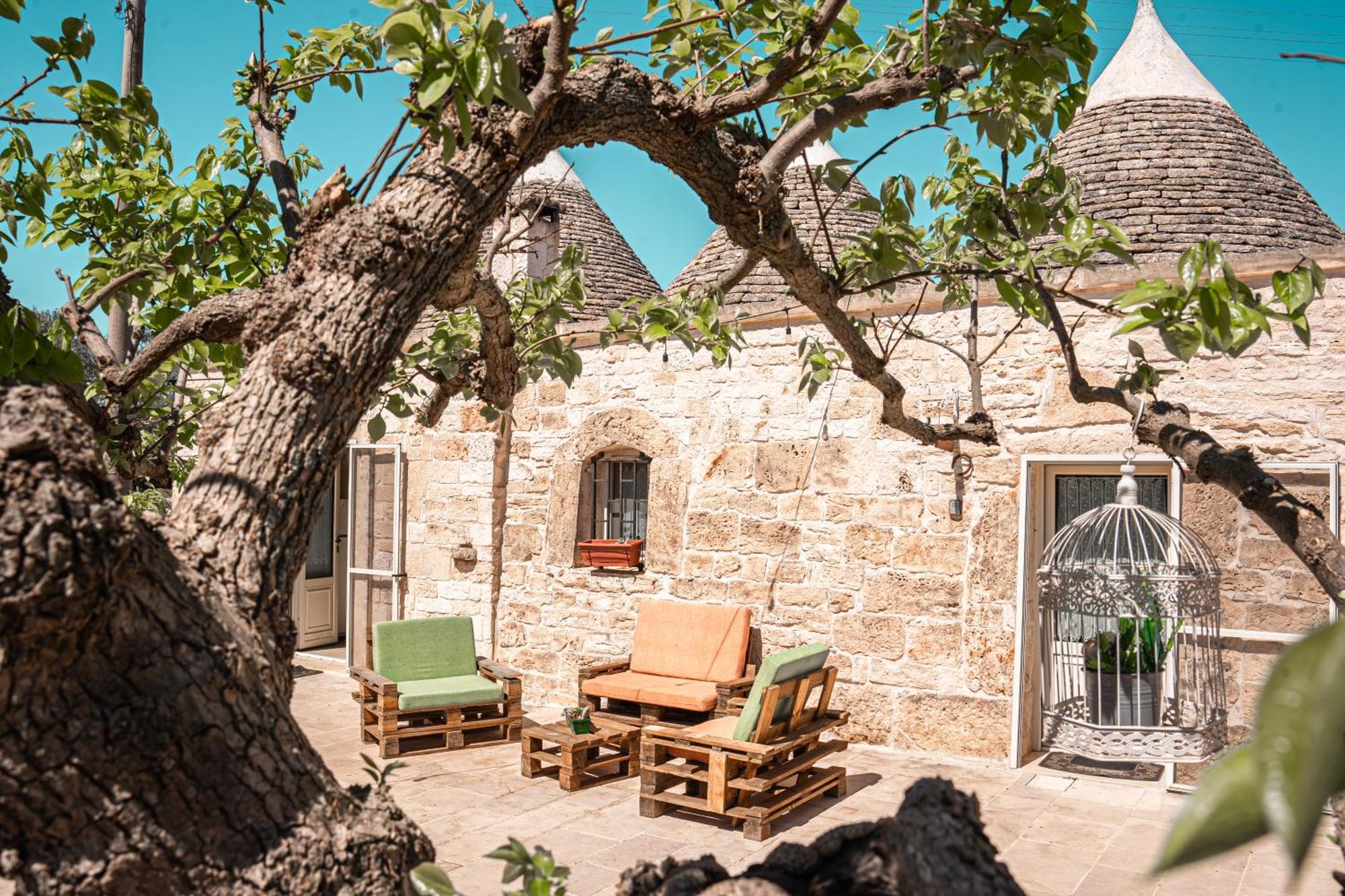 Trulli Beauty Alcova Villa โลโกโรตอนโด ภายนอก รูปภาพ