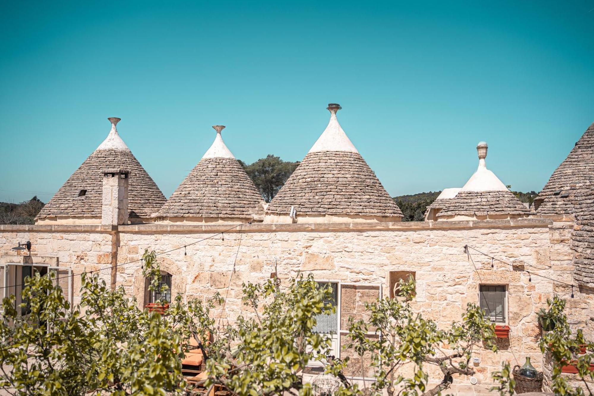Trulli Beauty Alcova Villa โลโกโรตอนโด ภายนอก รูปภาพ