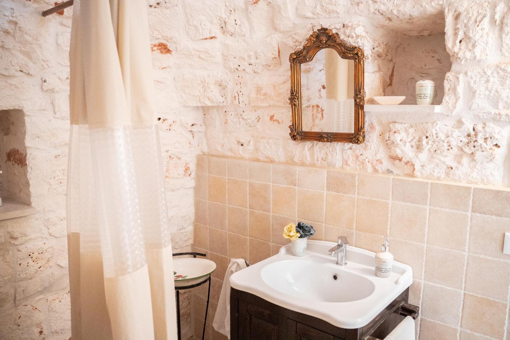 Trulli Beauty Alcova Villa โลโกโรตอนโด ภายนอก รูปภาพ